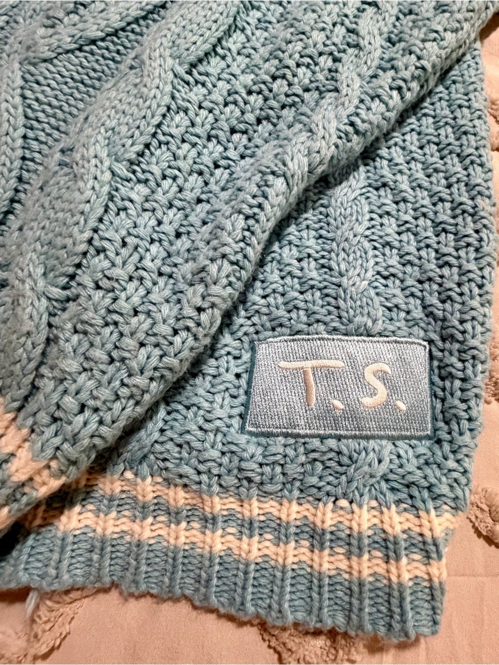 Taylor Swift 1989 Light Blue Cable Knit Cardigan Sweater - Picture 2 of 5